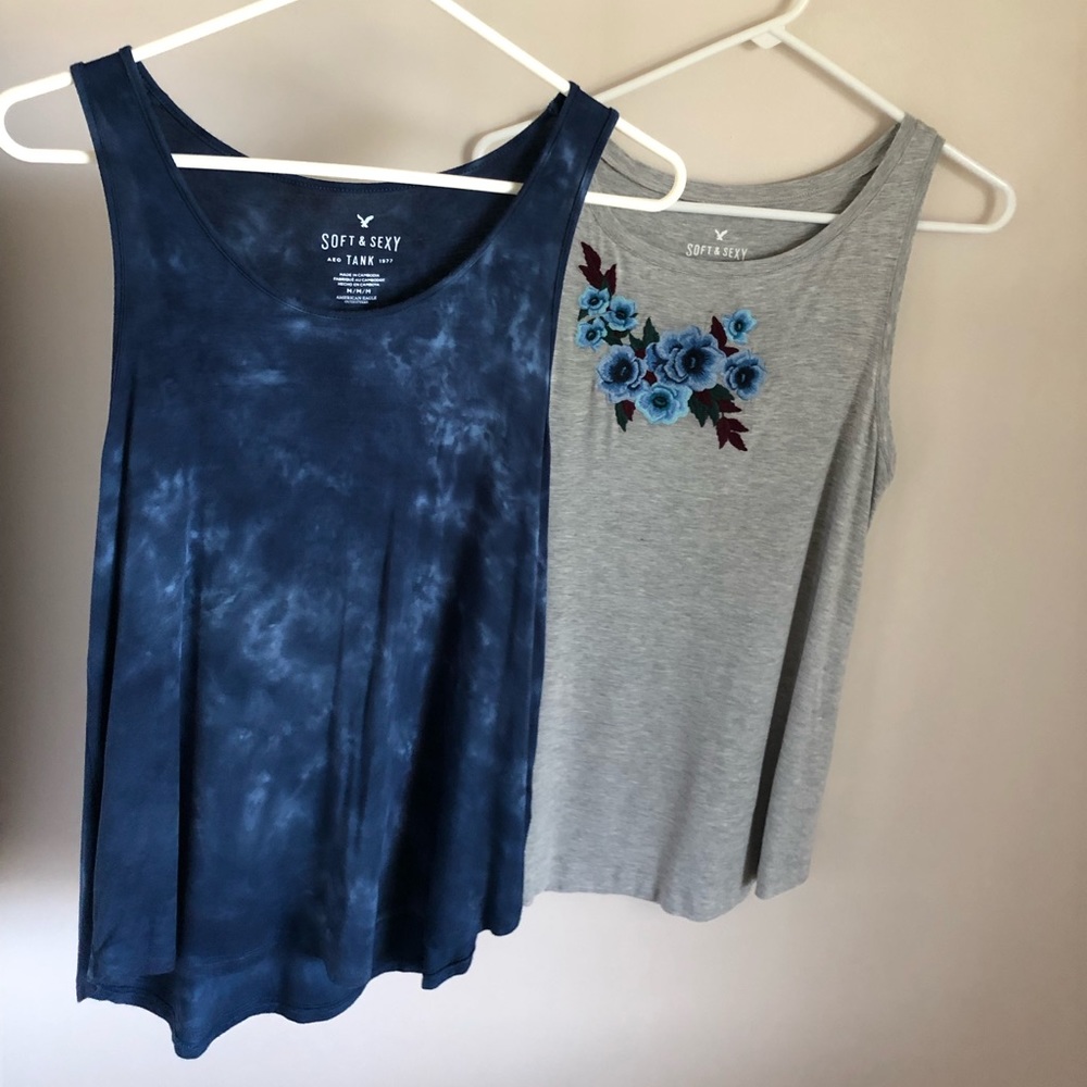 TWO American Eagle Soft & Sexy Tanks ❗️Both Medium